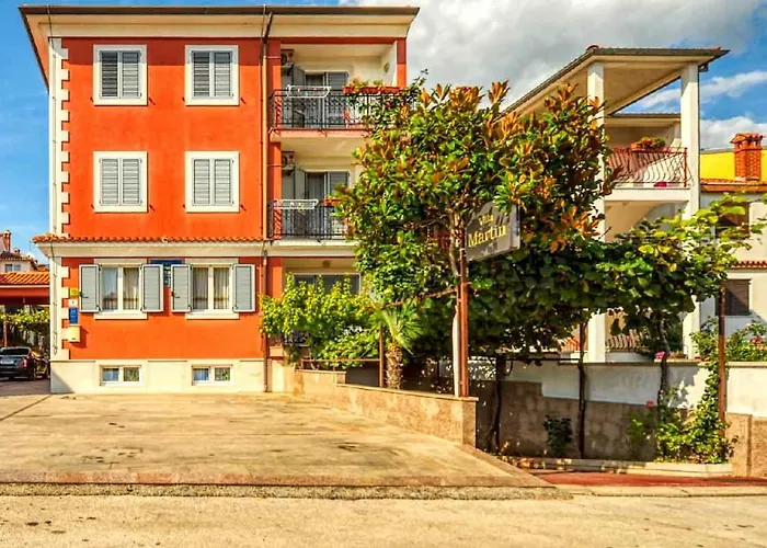 Vesna 1 With Terrace Apartment